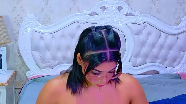 TiaraRosse online show from January 17, 1:16 pm