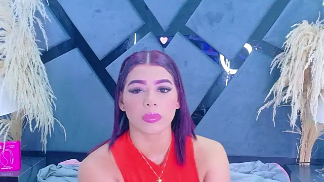 TiaraRosse online show from May 15, 3:46 am