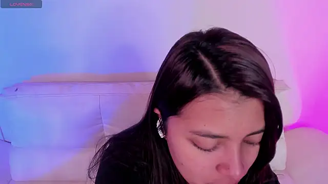 Rebeca Williams  online show from November 20, 10:59 am