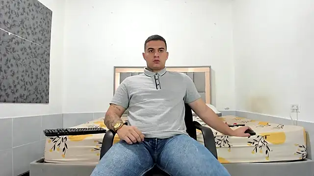 simookeler online show from March 11, 1:06 pm