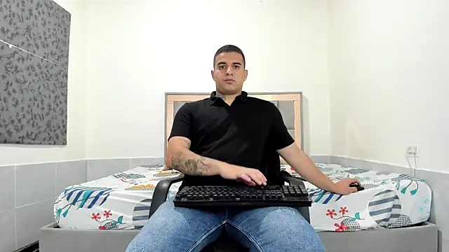 simookeler online show from May 8, 1:49 pm