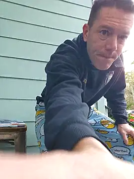 Snapshot of Bigtater1999 chatting on November 16, 1:17 pm Bigtater1999 online show from November 16, 1:17 pm