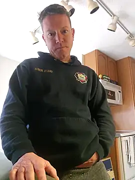 Snapshot of Bigtater1999 chatting on February 9, 3:27 pm Bigtater1999 online show from February 9, 3:27 pm