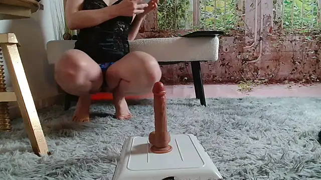 Snapshot of priselvis23 chatting on March 13, 11:19 am priselvis23 online show from March 13, 11:19 am