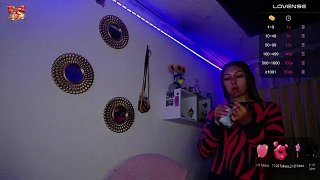 Soffy-brooks online show from December 21, 6:52 am