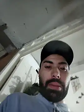 Snapshot of Joosee1696 chatting on January 13, 1:22 am Joosee1696 online show from January 13, 1:22 am