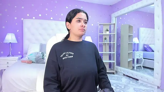 scarlette 15  online show from October 18, 3:09 am