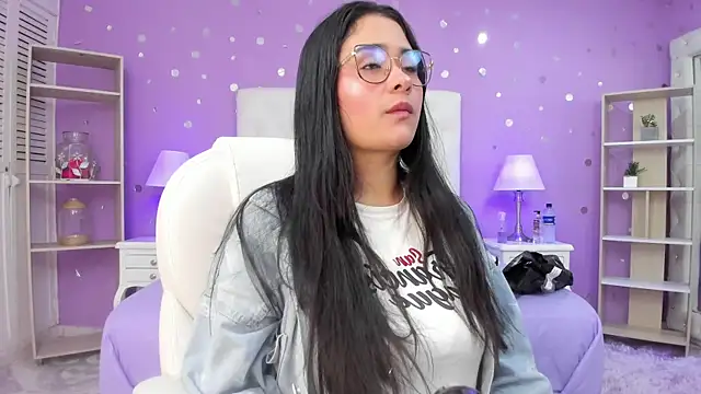 scarlette 15  online show from January 15, 3:22 am