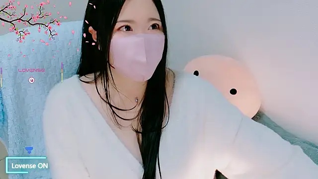 yukinko o  online show from April 28, 12:43 pm