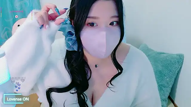 yukinko o  online show from May 5, 1:08 pm