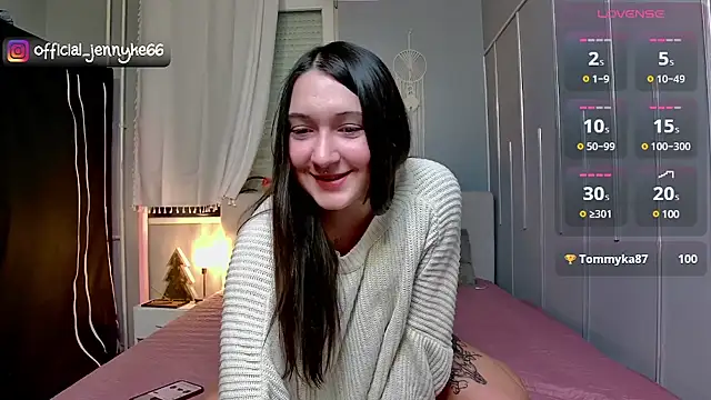 Snapshot of Jennyke66 chatting on December 15, 5:42 pm Jennyke66 online show from December 15, 5:42 pm