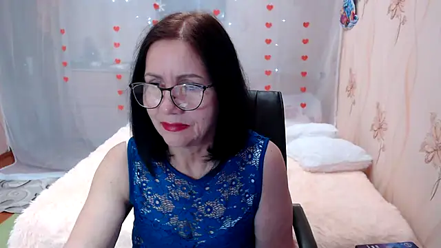 Snapshot of OlgaHottie chatting on March 3, 8:27 am OlgaHottie online show from March 3, 8:27 am