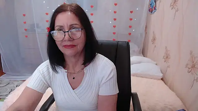 Snapshot of OlgaHottie chatting on March 4, 4:27 am OlgaHottie online show from March 4, 4:27 am