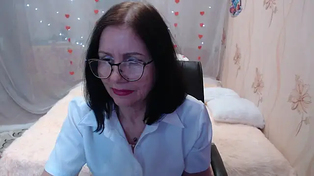 Snapshot of OlgaHottie chatting on March 17, 8:51 am OlgaHottie online show from March 17, 8:51 am