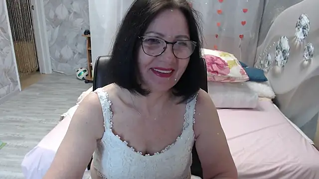OlgaHottie online show from April 26, 11:46 pm