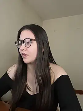 Snapshot of Prudie_Gabriella chatting on November 19, 9:31 am Prudie Gabriella online show from November 19, 9:31 am