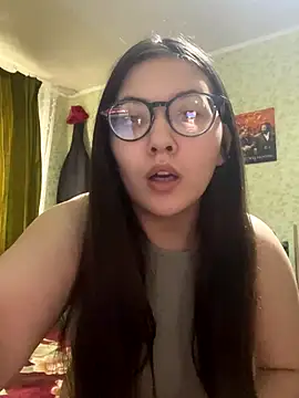 Snapshot of Prudie_Gabriella chatting on December 4, 9:18 am Prudie Gabriella online show from December 4, 9:18 am