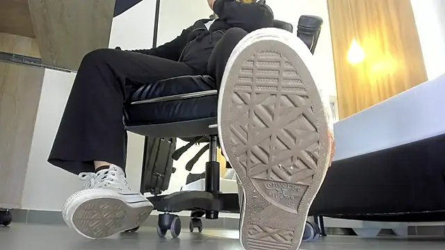 alma fenix online show from December 20, 12:34 pm