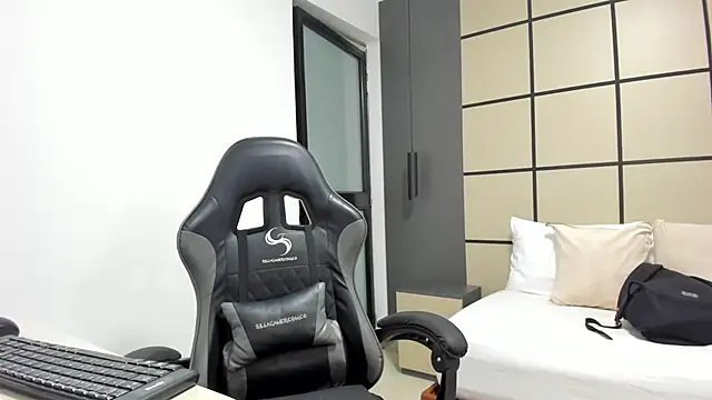 alma fenix online show from February 26, 12:37 pm