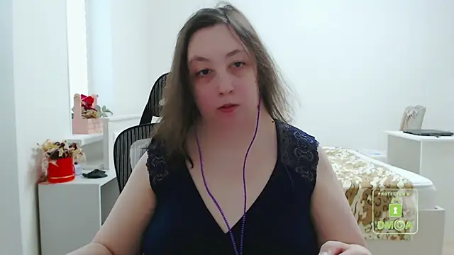 cute and hot online show from February 13, 12:00 pm
