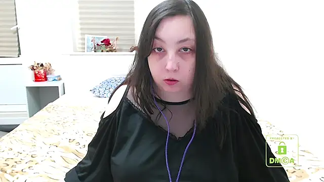 cute and hot online show from February 17, 4:04 pm