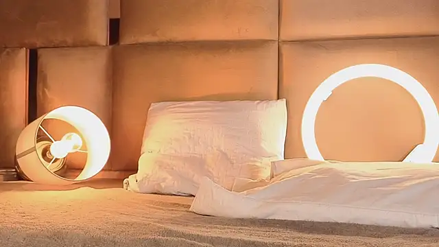 angelinepossy online show from October 11, 10:08 pm