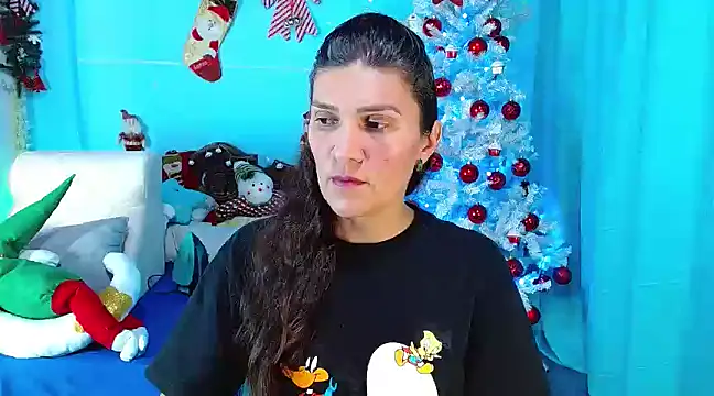 Snapshot of venus_swet_ chatting on December 8, 2:49 am venus swet online show from December 8, 2:49 am