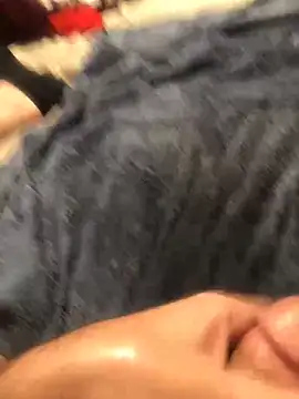 darksmoke011 online show from September 21, 4:14 am