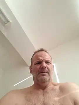 Snapshot of Guest_da1bb92a chatting on May 20, 4:07 am Guest da1bb92a online show from May 20, 4:07 am