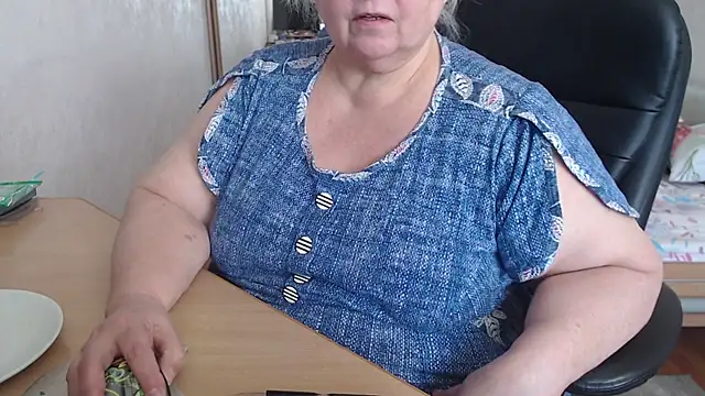 Snapshot of Norimara chatting on January 16, 7:01 am Norimara online show from January 16, 7:01 am