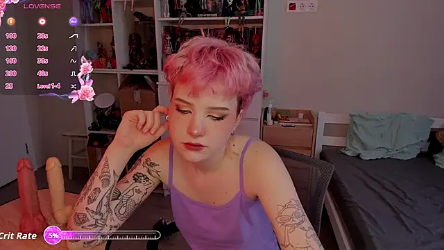 School Love online show from January 13, 7:13 am