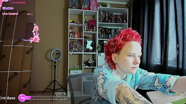 Snapshot of School_Love chatting on April 22, 7:11 am School Love online show from April 22, 7:11 am