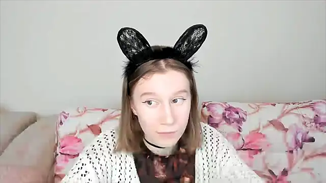 EnigmaSee online show from December 2, 3:15 am