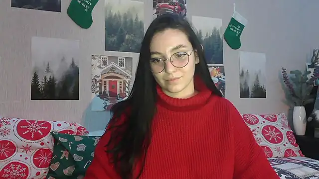 Snapshot of Fluffy_Tiffy chatting on December 19, 5:07 am Fluffy Tiffy online show from December 19, 5:07 am