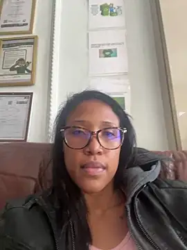 LadyEbonyX online show from October 24, 3:30 pm