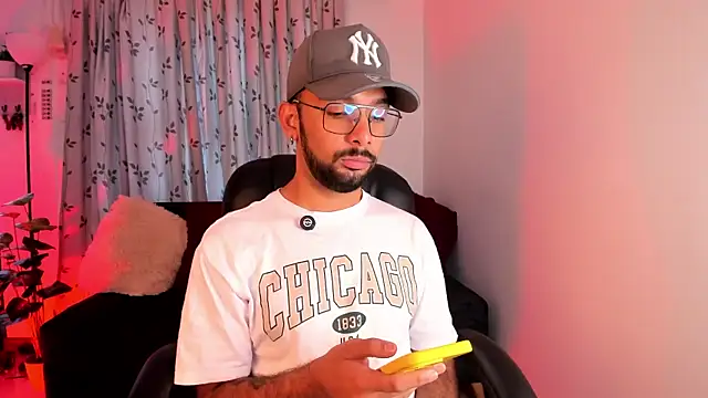  PauloDaSilva  online show from March 24, 11:48 am