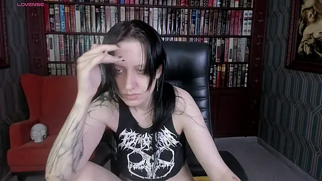 Snapshot of Medusa__Gorgona chatting on October 16, 12:39 pm Medusa Gorgona online show from October 16, 12:39 pm