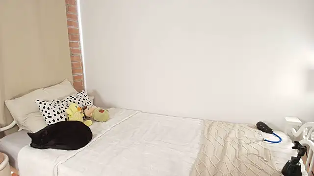 Snapshot of saribelcute chatting on May 15, 6:26 pm saribelcute online show from May 15, 6:26 pm