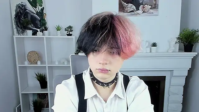 Justin Care online show from October 4, 8:51 pm