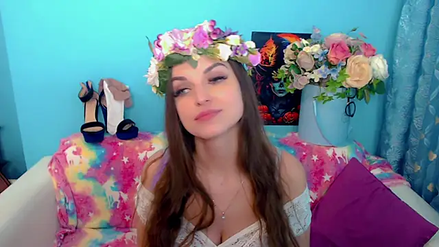 Snapshot of LindaaLu chatting on March 16, 5:25 am LindaaLu online show from March 16, 5:25 am