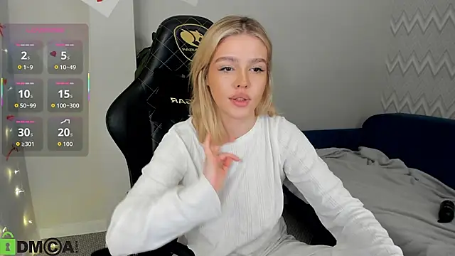 Snapshot of Anna_Robinson chatting on February 23, 9:28 am Anna Robinson online show from February 23, 9:28 am