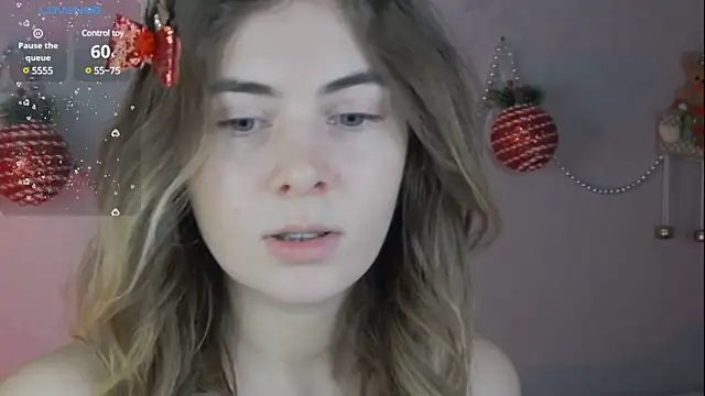 chloi hes online show from December 26, 1:32 pm