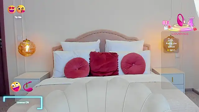 MissLoou online show from March 11, 6:08 am