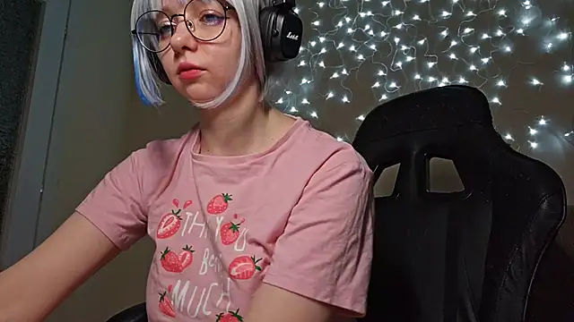 DanaWard online show from January 11, 8:43 pm