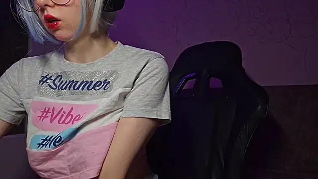 DanaWard online show from February 18, 9:53 pm