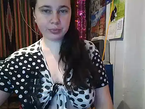 Cora Maro online show from January 28, 2:32 am