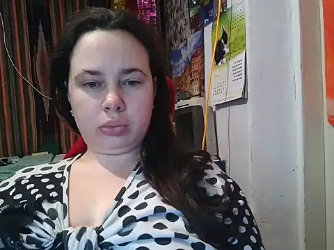 Cora Maro online show from February 1, 10:44 pm