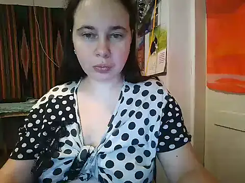 Cora Maro online show from February 2, 1:45 am