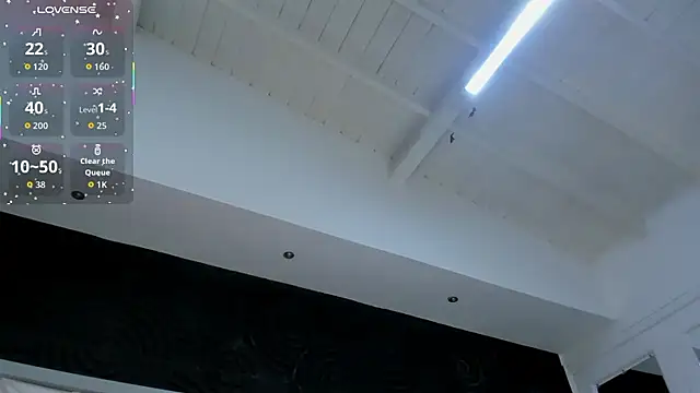 Snapshot of AbigailWilliams_ chatting on September 20, 11:11 am AbigailWilliams online show from September 20, 11:11 am