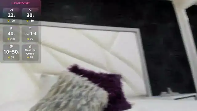 AbigailWilliams  online show from December 22, 11:18 am